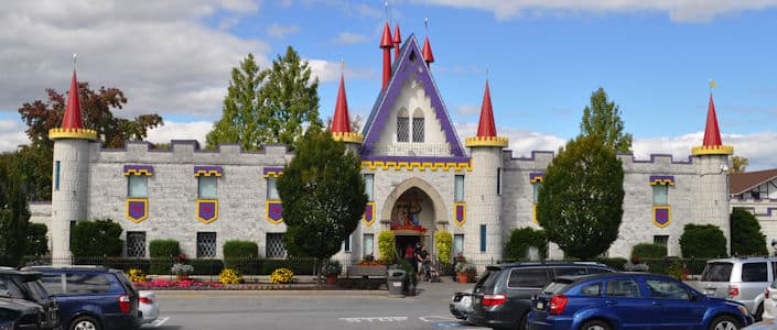 Dutch Wonderland Family Amusement Park